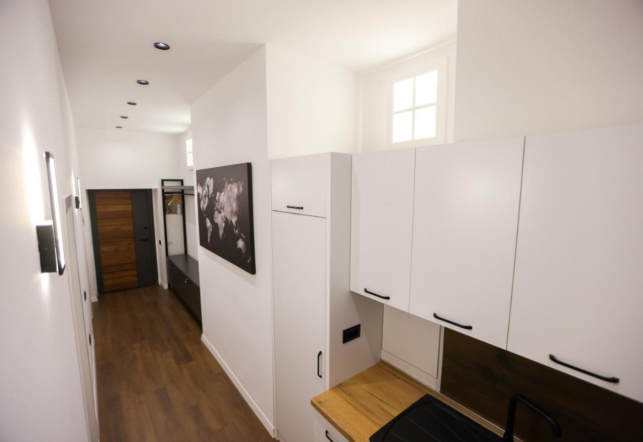 "Middlenest" Central Apartment Tirana Extérieur photo